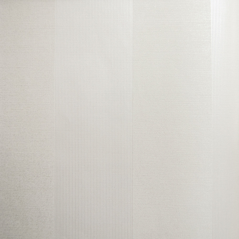 Rohfls White Stripe Wallpaper by Decorline Platinum Covers about 56.4 square feet 20.5-in by 33-ft long roll Unpasted 0 - Fabric Carolina -