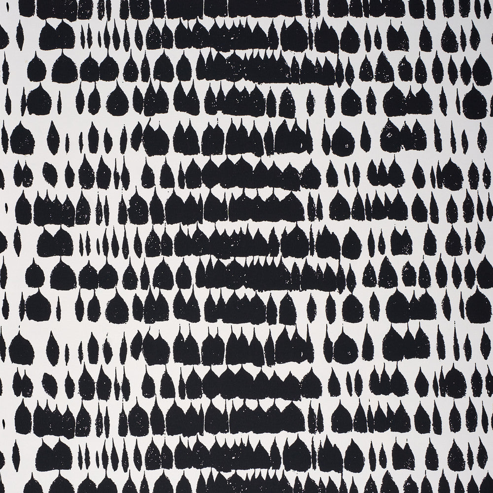 Queen Of Spain Black 5005881 by Schumacher Wallcovering Schumacher Wallcovering Queen Of Spain Black 5005881Wallcovering Paper UNITED KINGDOM </p><p>Repeat: H: HORZ. 48" (122CM) , V: VERT. 36" (91CM) 49 - Fabric Carolina -