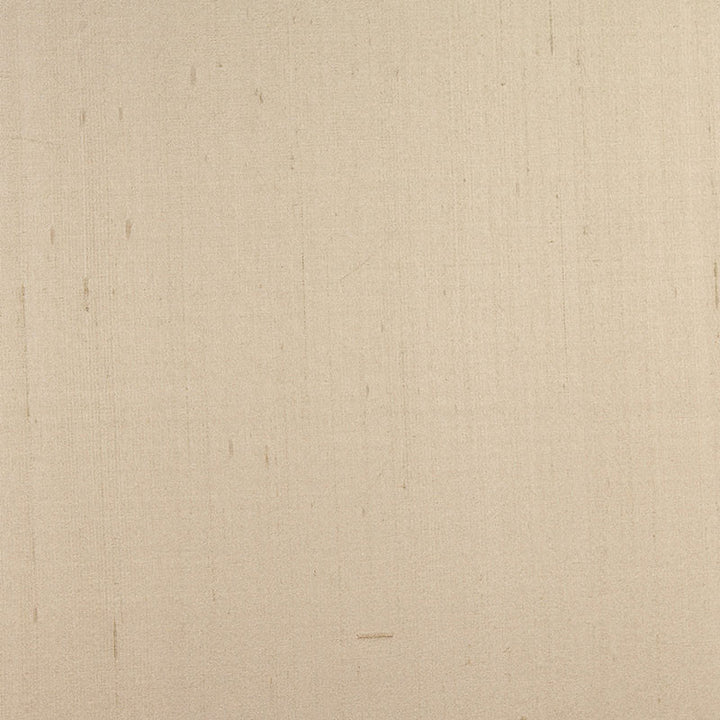 Bellini Silk Chanterelle 63791 by Schumacher Fabric ESSENTIAL PLAINS / SILK See Sample INDIA NOT APPLICABLE </p><p>Repeat: Horizontal: - and Vertical: - 54" WIDE (137CM) - Fabric Carolina -