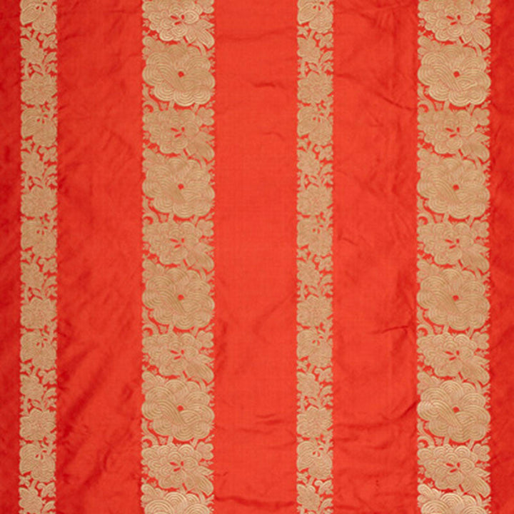 Mandarin Silk Stripe Coral 64431 by Schumacher Fabric Schumacher Fabric Mandarin Silk Stripe Coral 64431Fabric SILK 100% INDIA </p><p>Repeat: H: HORZ. 13 3/8" (34CM) , V: VERT. 5 3/8" (14CM) 54 - Fabric Carolina -