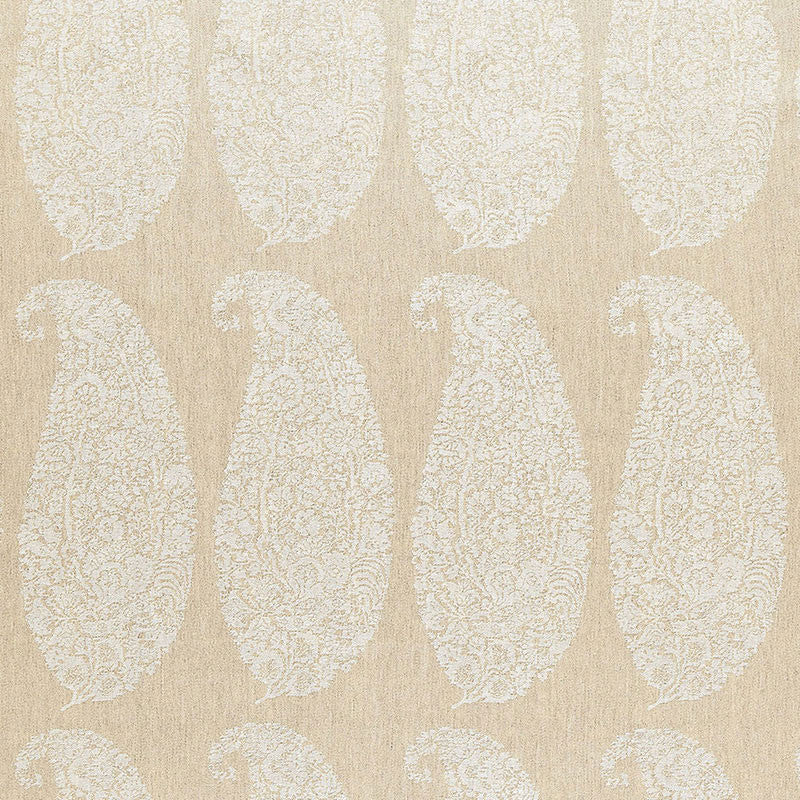 Maxime Linen Paisley Natural 65230 by Schumacher Fabric AU NATUREL See Sample UNITED STATES OF AMERICA HEAVY DUTY </p><p>Repeat: Horizontal: 7 1/2" (19CM) and Vertical: 17 1/4" (44CM) 59" WIDE (150CM) - Fabric Carolina -