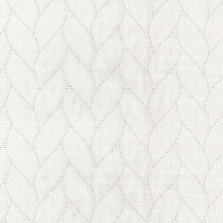 Cartona Crema 654482 by Waverly Fabric - 100%Cotton INDIA 39000 Horizontal: 2 and Vertical: 3.5 54 - Fabric Carolina -
