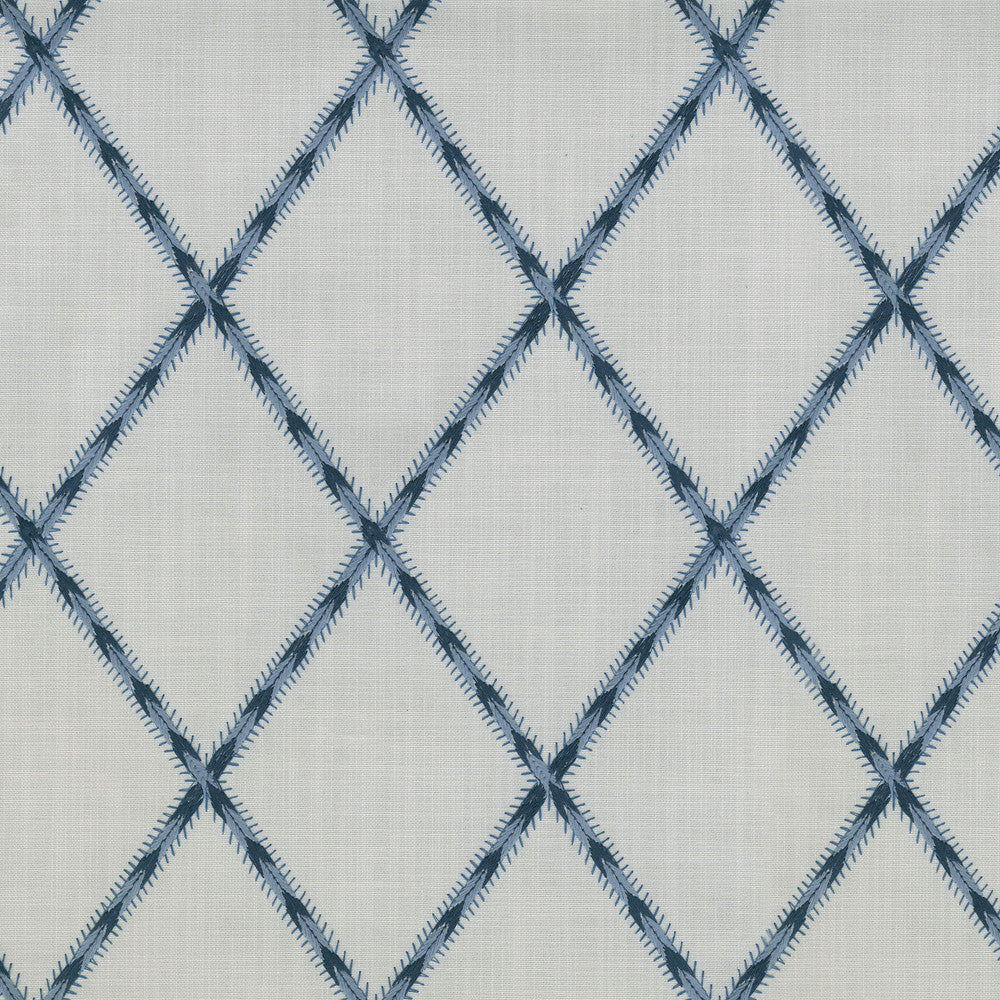 Trade Winds Emb Porcelain 654540 by Waverly Fabric - 54% Polyester 46% Cotton Embroid:100% Cotton INDIA 51000 Horizontal: 4.5 and Vertical: 6.25 56 - Fabric Carolina -