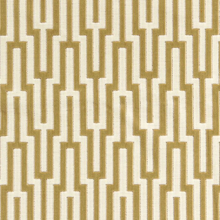 Metropolitan Velvet Palomino 65702 by Schumacher Fabric CHROMA See Sample BELGIUM HEAVY DUTY </p><p>Repeat: Horizontal: 3 1/2" (9CM) and Vertical: 6 5/8" (17CM) 55" WIDE (140CM) - Fabric Carolina -