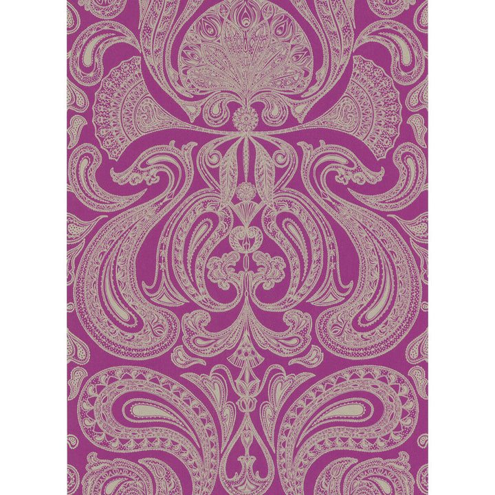 Malabar Mauve/G by Cole & Son Wallcovering Cole & Son Wallcovering Malabar Mauve/GWallcovering COLE & SON NEW CONTEMPORARY PAPER - 100% United Kingdom </p><p>Repeat: H: 0, V: 28.5 20.5 - Fabric Carolina -