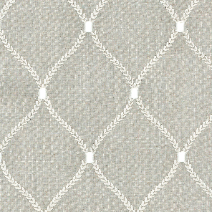 DEANE EMBROIDERY FLINT 700093 by Williamsburg Fabric - 100% SPUN Polyester India 39000 Horizontal: 6.25 and Vertical: 4.25 54 - Fabric Carolina -