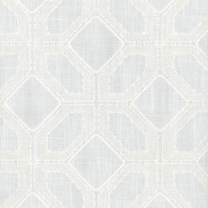 Barraud Emb G Cloud 700463 by Williamsburg Fabric - BASE:52%Polyester 48%Cotton EMBROID:55%Rayon 45%Cotton INDIA 51000 Horizontal: 6.5 and Vertical: 6 55 - Fabric Carolina -