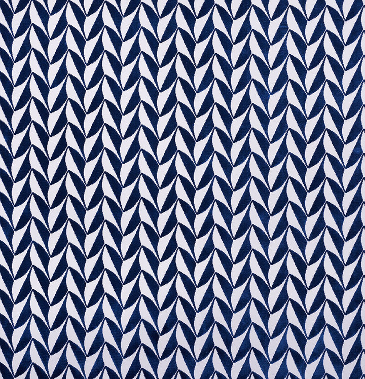 Spades Blue 71231 by Schumacher Fabric DAVID KAIHOI See Sample UNITED STATES OF AMERICA - </p><p>Repeat: Horizontal: 2 1/2" (6CM) and Vertical: 1 3/4" (4CM) 50 1/2" (128CM) - Fabric Carolina -