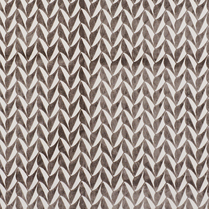 Spades Taupe 71234 by Schumacher Designer Fabric DAVID KAIHOI COTTON 89% POLYESTER 11% UNITED STATES OF AMERICA </p><p>Repeat: Horizontal: 2 1/2" (6CM) and Vertical: 1 3/4" (4CM) 50.5 - Swanky Fabrics -
