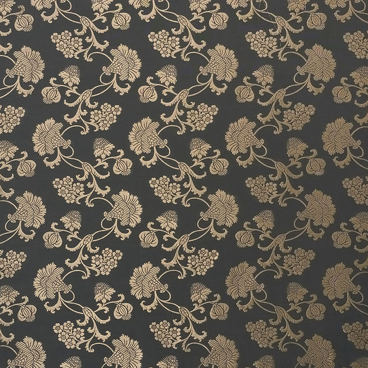 Margaux Carbon Shimmer 71841 by Schumacher Fabric SCHUMACHER CLASSICS II COTTON 42% LUREX 38% ITALY </p><p>Repeat: Horizontal: 32" (81CM) and Vertical: VERT 49" (124CM) 51 - Fabric Carolina -