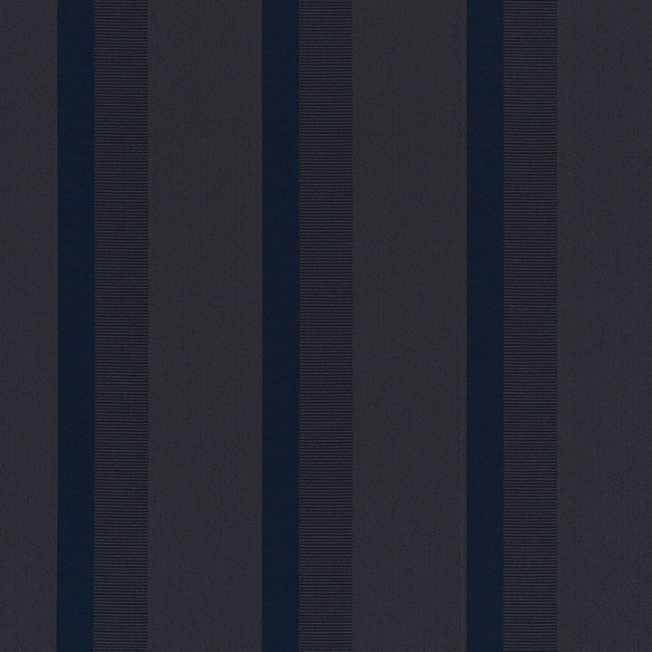 Elise Midnight 72300 by Schumacher Fabric FRENCH REVOLUTION See Sample ITALY LIGHT DUTY </p><p>Repeat: Horizontal: 4 1/2" (11CM) and Vertical: - 55" (140 CM) - Fabric Carolina -