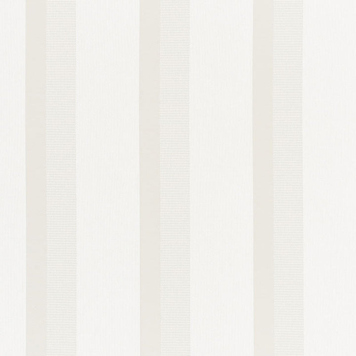 Elise Pearl 72301 by Schumacher Fabric FRENCH REVOLUTION COTTON 71% SILK 29% ITALY MARTINDALE 10,000 </p><p>Repeat: Horizontal: 4 1/2" (11CM) and Vertical: 55 - Fabric Carolina -