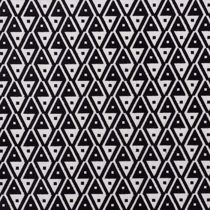 Hoffmann Velvet Onyx 72992 by Schumacher Fabric Schumacher Fabric Hoffmann Velvet Onyx 72992Fabric VISCOSE 56% INDIA </p><p>Repeat: H: HORZ. 2" (5CM) , V: VERT. 2" (5CM) 54 - Fabric Carolina -