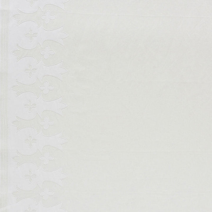 Bergama White & Ivory 74180 by Schumacher Designer Fabric Ottoman-Chic 50% Linen, 45% Cotton, 4% Viscose, 1% Polyester Martindale 15,000 Horizontal: 52.75 and Vertical: 5 52.75 - Swanky Fabrics -
