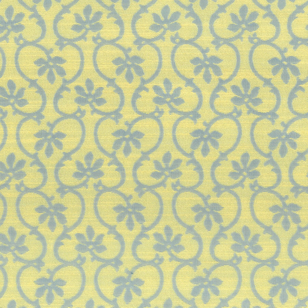 7615-09 Floral Scroll by Bassett Mcnab Fabric BASSETT MCNAB PRINTS 47%SVI 28%COT 25%POL USA WYZENBEEK 12 000 DOUBLE RUB WEAR TEST (MEDIUM DUTY) </p><p>Repeat: 4.25 54 in - Fabric Carolina -