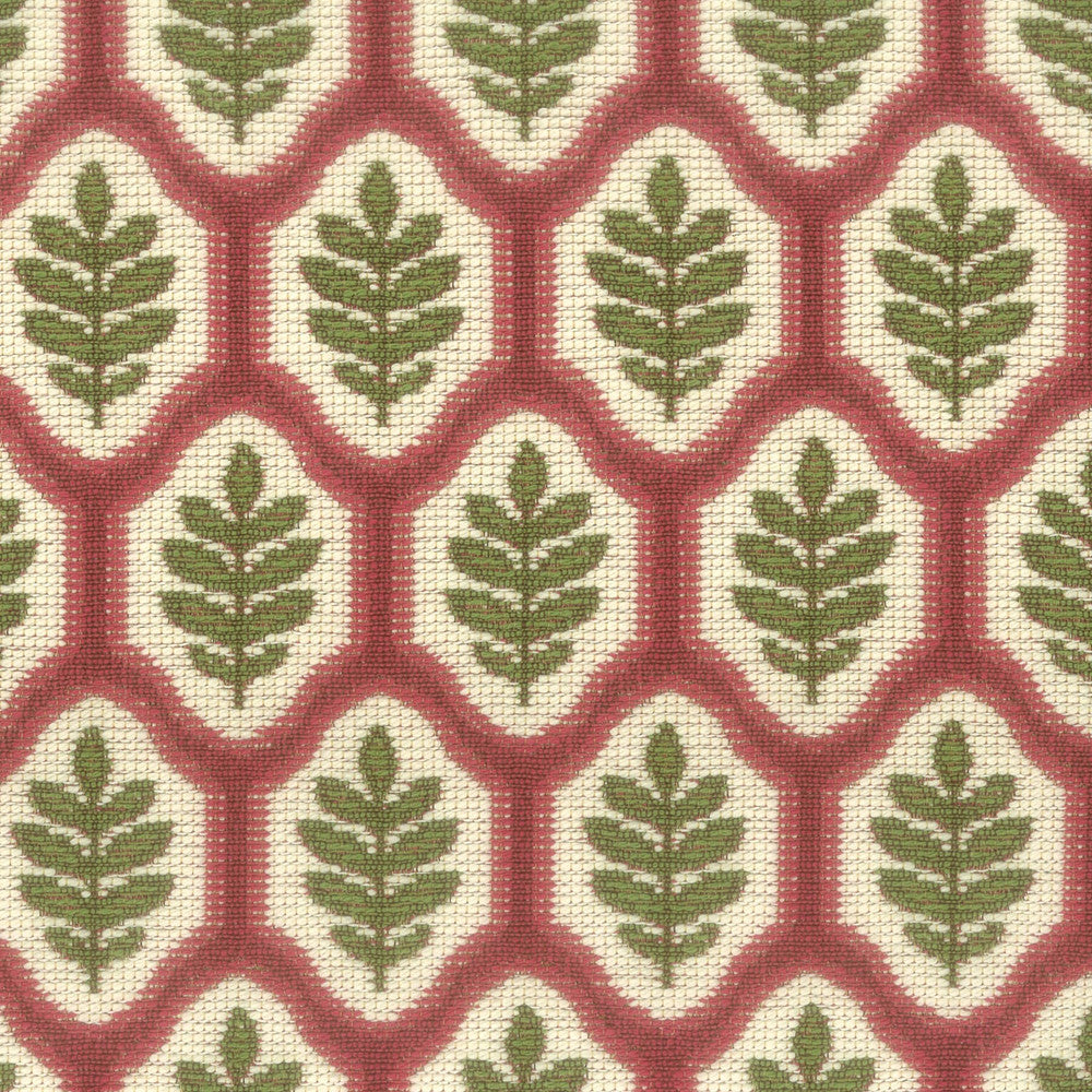 7685-5 Grospoint Leaf by Bassett Mcnab Fabric Bassett Mcnab Fabric 7685-5 Grospoint LeafFabric BASSETT MCNAB WOVENS USA </p><p>Repeat: H: 2.500, V: 5.000 54 in - Fabric Carolina -