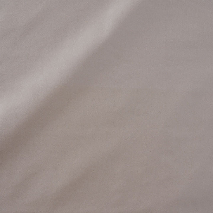 Cecil Cotton Chintz Stone 76982 by Schumacher Fabric PERFECT BASICS: CECIL COTTON CHINTZ COTTON 100% FRANCE MARTINDALE 30,000 </p><p>Repeat: Horizontal: and Vertical: 54 - Fabric Carolina -