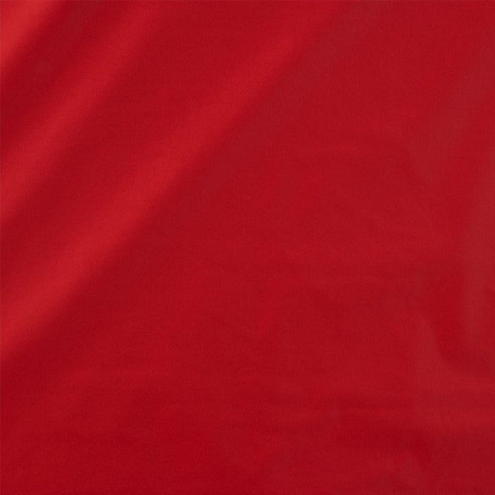 Cecil Cotton Chintz Red 76991 by Schumacher Fabric PERFECT BASICS: CECIL COTTON CHINTZ COTTON 100% FRANCE MARTINDALE 30,000 </p><p>Repeat: Horizontal: and Vertical: 54 - Fabric Carolina -