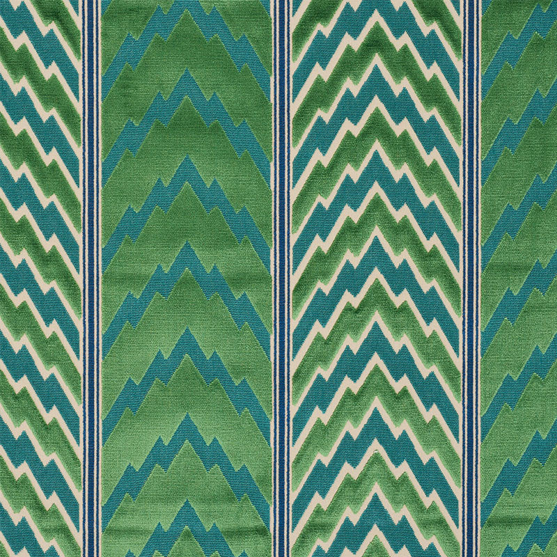 Florentine Velvet Emerald 77110 by Schumacher Fabric TIMOTHY CORRIGAN See Sample BELGIUM MEDIUM DURABILITY </p><p>Repeat: Horizontal: 13 5/8" (35CM) and Vertical: 3 1/8" (8CM) 54" (137CM) - Fabric Carolina -