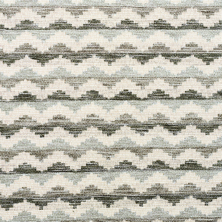Roebuck Performance Grey 77542 by Schumacher Fabric NEW TRADITIONAL II ACRYLIC 45% POLYESTER 45% TURKEY MARTINDALE 25,000 </p><p>Repeat: Horizontal: 2 1/4" (6CM) and Vertical: 4 3/4" (12CM) 56.5 - Fabric Carolina -
