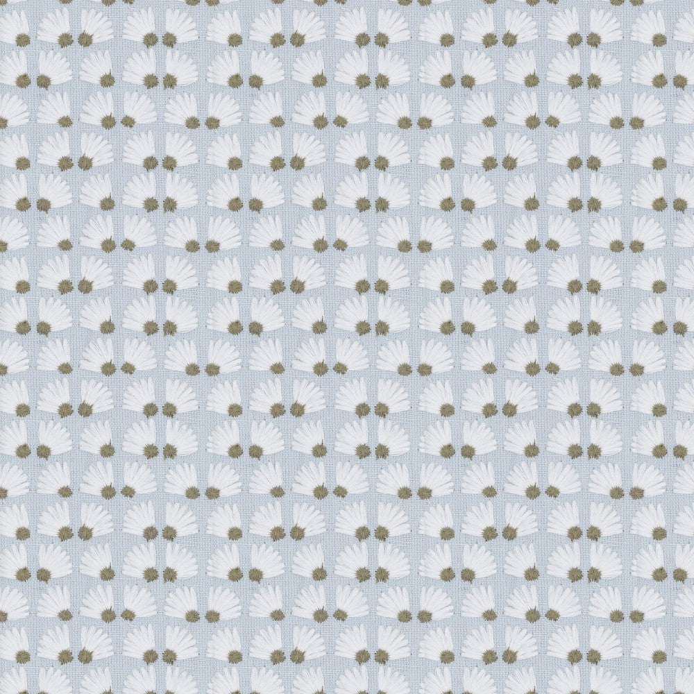 7834-3 Daisypatch Starlight by Bassett Mcnab Fabric Bassett Mcnab Fabric 7834-3 Daisypatch StarlightFabric Bassett Mcnab Woodlands 52%Lin 48%Cot %Pemb India </p><p>Repeat: H: 3, V: 0 50.5 in - Fabric Carolina -
