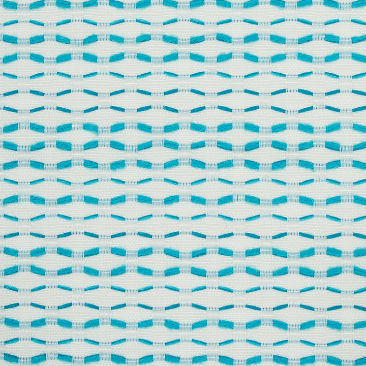 Branford Indoor/Outdoor Turqouise 78544 by Schumacher Fabric Schumacher Fabric Branford Indoor/Outdoor Turqouise 78544Fabric POLYOLEFIN 100% UNITED STATES OF AMERICA </p><p>Repeat: H: HORZ. 1/2 (1CM), V: VERT. 3" (8CM) 52 1/2" (135CM) - Fabric Carolina -