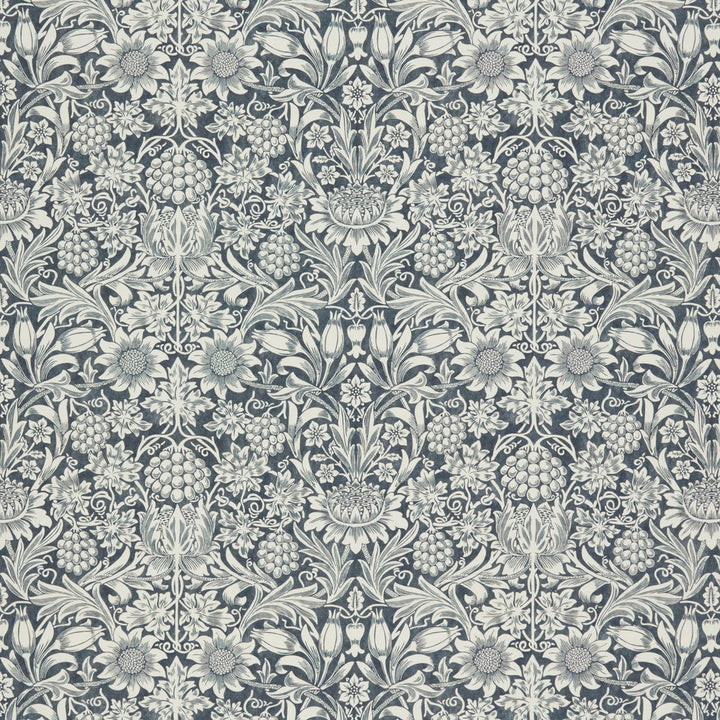 7867 Sunflower 2 Ink by Wmah Fabric Wmah Fabric 7867 Sunflower 2 InkFabric William Morris At Home Kelmscott Gardens Vol 1 100%Cot Spain </p><p>Repeat: H: 18.5, V: 0.875 55 in - Fabric Carolina -