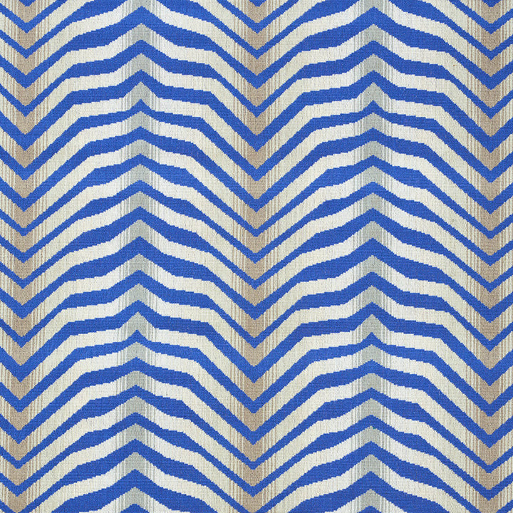 Arcure Epingle Cobalt 79520 by Schumacher Fabric ESPALIER BY NEISHA CROSLAND COTTON 90% POLYESTER 10% BELGIUM </p><p>Repeat: Horizontal: 13 3/8" (34CM) and Vertical: 13 3/8" (34CM) 53.5 - Fabric Carolina -