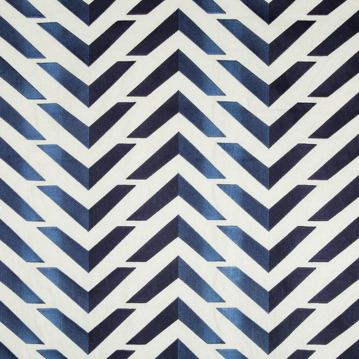 Les Vagues Emb Sky/Royal by Brunschwig & Fils Fabric Brunschwig & Fils Fabric Les Vagues Emb Sky/RoyalFabric LES ENSEMBLIERS LINEN - 74%;RAYON - 26% India </p><p>Repeat: H: 26.75, V: 13 53.5 - Fabric Carolina -