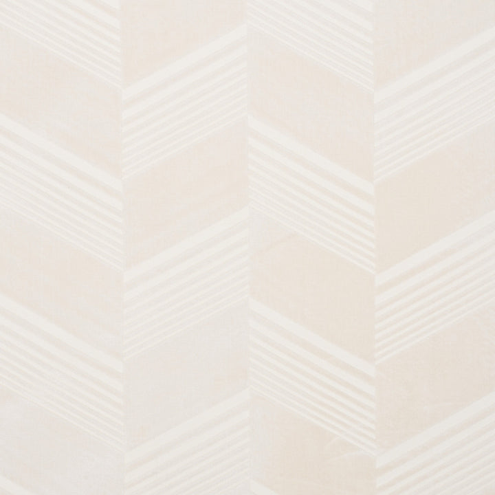 Jessie Cut Velvet Ivory 81570 by Schumacher Fabric Schumacher Fabric Jessie Cut Velvet Ivory 81570Fabric COTTON 40% </p><p>Repeat: H: HORZ. 10" (26CM), V: VERT. 13 2/5" (34CM) 54 - Fabric Carolina -