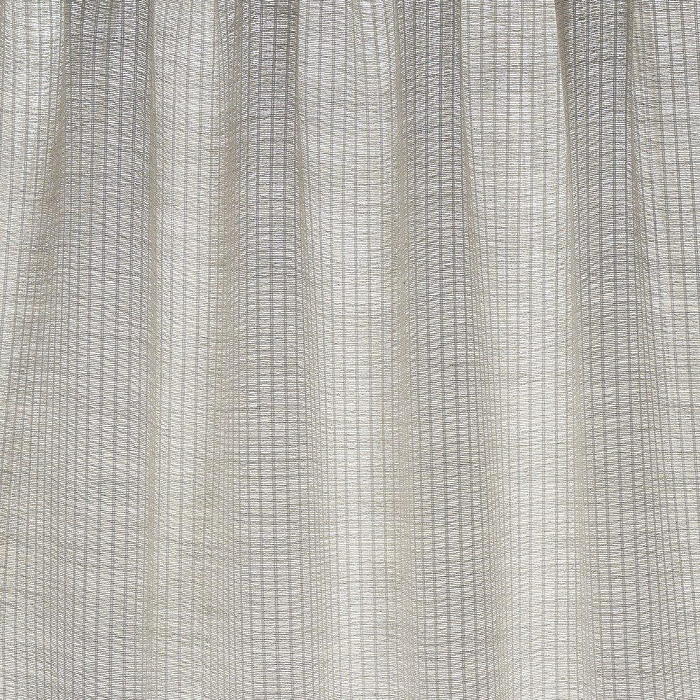 Wren Alpaca Sheer Mist 81940 by Schumacher Fabric Schumacher Fabric Wren Alpaca Sheer Mist 81940Fabric ALPACA 78% UNITED STATES OF AMERICA </p><p>Repeat: H: HORZ. 4 3/4" (12CM), V: VERT. 5 3/7" (14CM) 55 1/2" (141CM) - Fabric Carolina -
