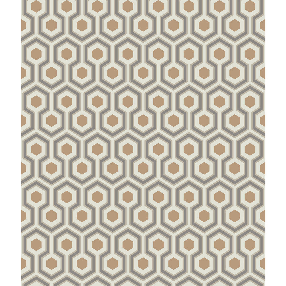 Hicks Hexagon Gold/Taupe by Cole & Son Wallcovering Cole & Son Wallcovering Hicks Hexagon Gold/TaupeWallcovering CONTEMPORARY RESTYLED PAPER - 100% United Kingdom </p><p>Repeat: H: 20.5, V: 4 20.5 - Fabric Carolina -
