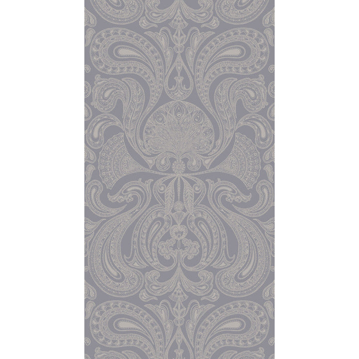 Malabar Silver/Grey by Cole & Son Wallcovering Cole & Son Wallcovering Malabar Silver/GreyWallcovering CONTEMPORARY RESTYLED PAPER - 100% United Kingdom </p><p>Repeat: H: 21, V: 30 21 - Fabric Carolina -
