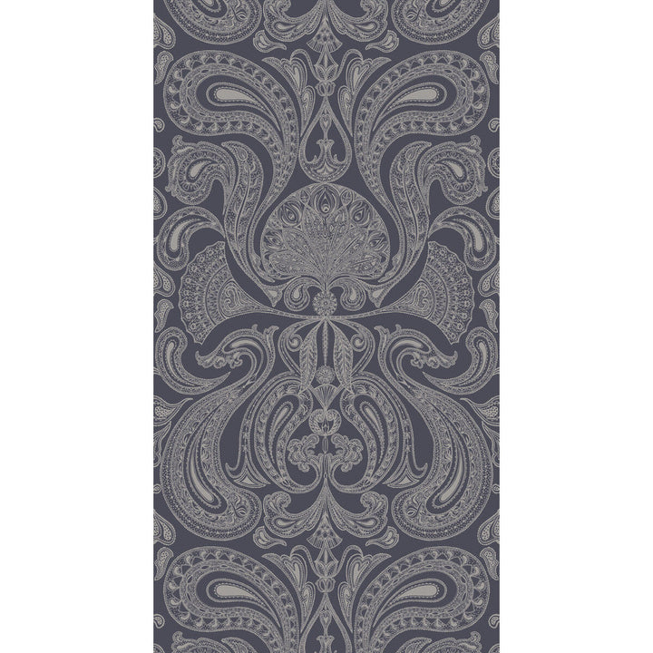 Malabar Gilver/Charl by Cole & Son Wallcovering Cole & Son Wallcovering Malabar Gilver/CharlWallcovering CONTEMPORARY RESTYLED PAPER - 100% United Kingdom </p><p>Repeat: H: 21, V: 30 21 - Fabric Carolina -