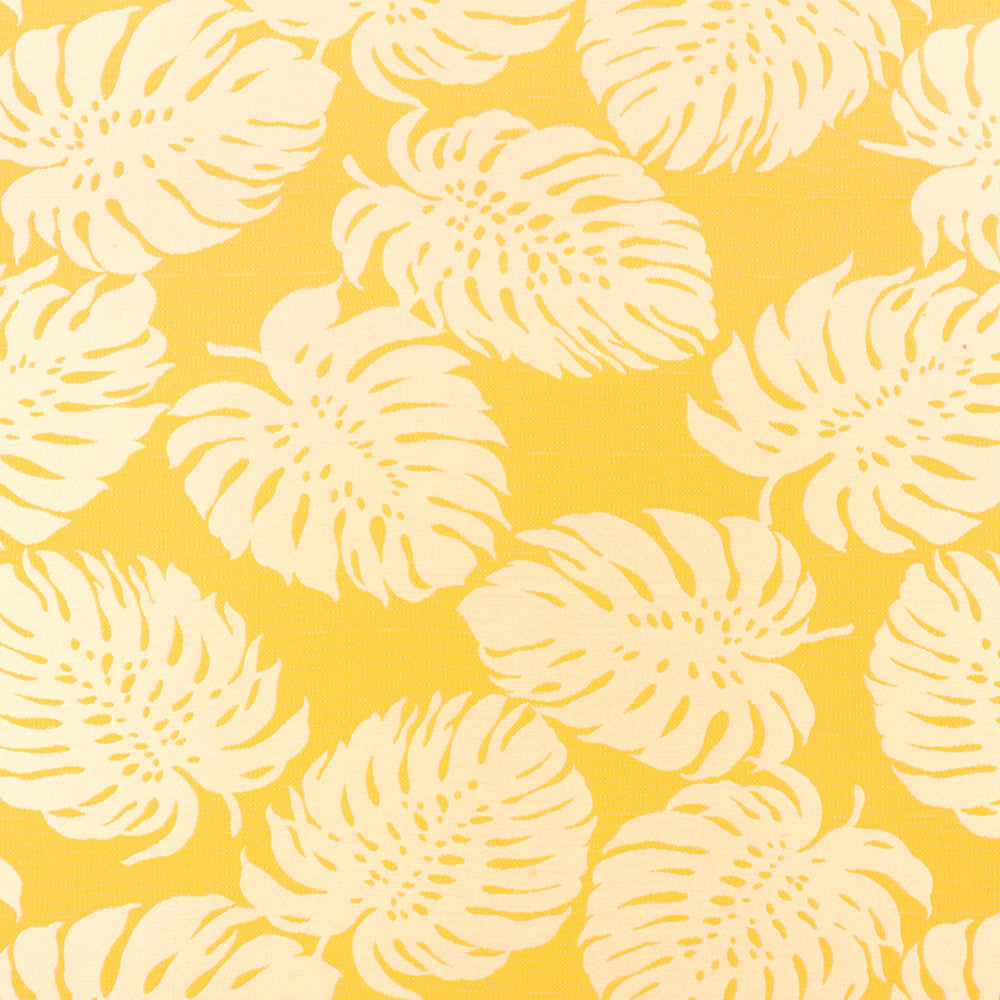 A8033 Sunlight by Greenhouse Fabric F06: Outdoor 57% Polypropylene, 43% Polyester 2,000 Light Hours Mexico 45,000 double rubs Water Repellent </p><p>Repeat: 27" H, 27" V 54" - Fabric Carolina -