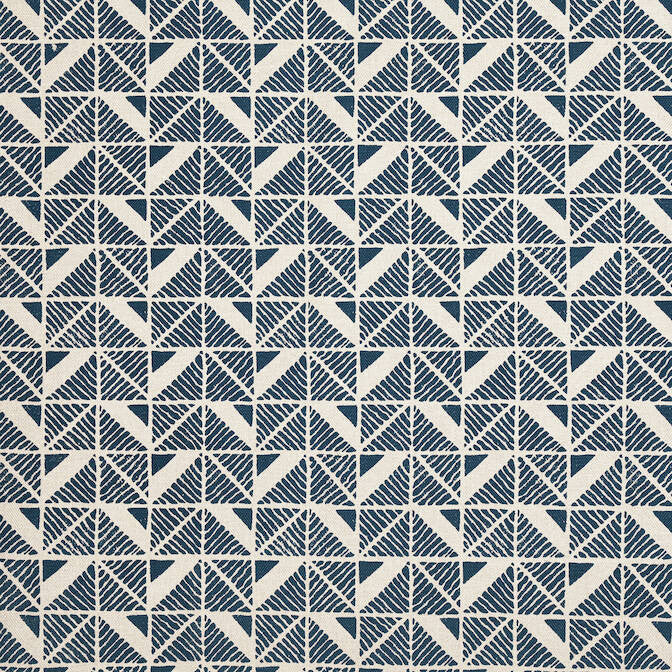 Bloomsbury Square Navy AF23119 by Anna French Fabric Anna French Fabric Bloomsbury Square Navy AF23119Fabric Willow Tree Fabric Book 100% Linen INDIA </p><p>Repeat: V: 9 54 - Fabric Carolina -