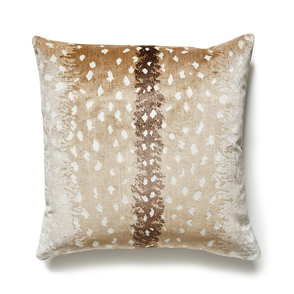 Antelope Pillow/Sahara Al 0003Bohepill by The House of Scalamandre
 Pillow 76% VISCOSE 24% ACRYLIC USA Horizontal: and Vertical: - Fabric Carolina -