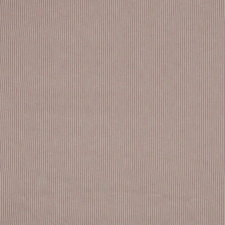 Savannah Paradise by Kravet Couture Fabric Kravet Couture Fabric Savannah ParadiseFabric ANDREW MARTIN EXPEDITION VISCOSE - 82%;LINEN - 18% United Kingdom </p><p>Repeat: H: 54.01, V: 25.19 54 - Fabric Carolina -