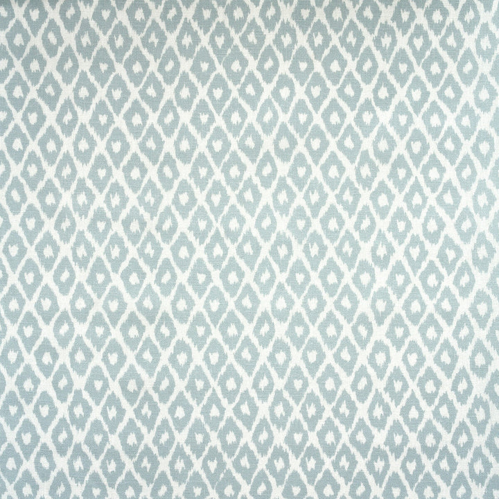 Gypsum Outdoor Ice by Kravet Couture Fabric ANDREW MARTIN THE GREAT OUTDOORS POLYESTER - 100% United Kingdom HEAVY Horizontal: 42.86 and Vertical: 45.55 53.94 - Fabric Carolina -