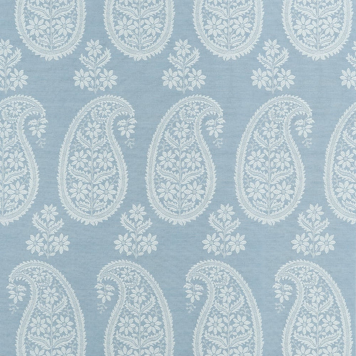 Campania Paisley Robin's Egg AT16108 by Thibaut Wallpaper Thibaut Wallpaper Campania Paisley Robin's Egg AT16108Wallpaper SOLEIL TEXTURES Non Woven Wallpaper U.S.A </p><p>Repeat: H: , V: 25.5  (64.77 cm) 27 in  (68.58 cm) - Fabric Carolina -