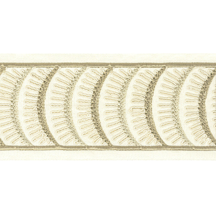 Aura Tape 2 Sandune by Stout Trim Stout Trim Aura Tape 2 SanduneTrim STITCHED UP TRIM 100%COT %BEMB INDIA </p><p>Repeat: H: 4.000, V: 1.875 4 in - Fabric Carolina -