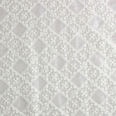 <p>Broderies Villers Sheer Ivory AU25800003 by Scalamandre Fabric</p><p><strong>Required Minimum Quantity Purchase: Fabrics by the yard 1 YARD MINIMUM </p><p>Book: </p><p>Content: 100% SILK</p><p>Origin: FRANCE</p><p>Performance: LIGHT DUTY</p><p>Repeat: Horizontal: 4.25" and Vertical: 4.25"</p><p>Width: 55</p>