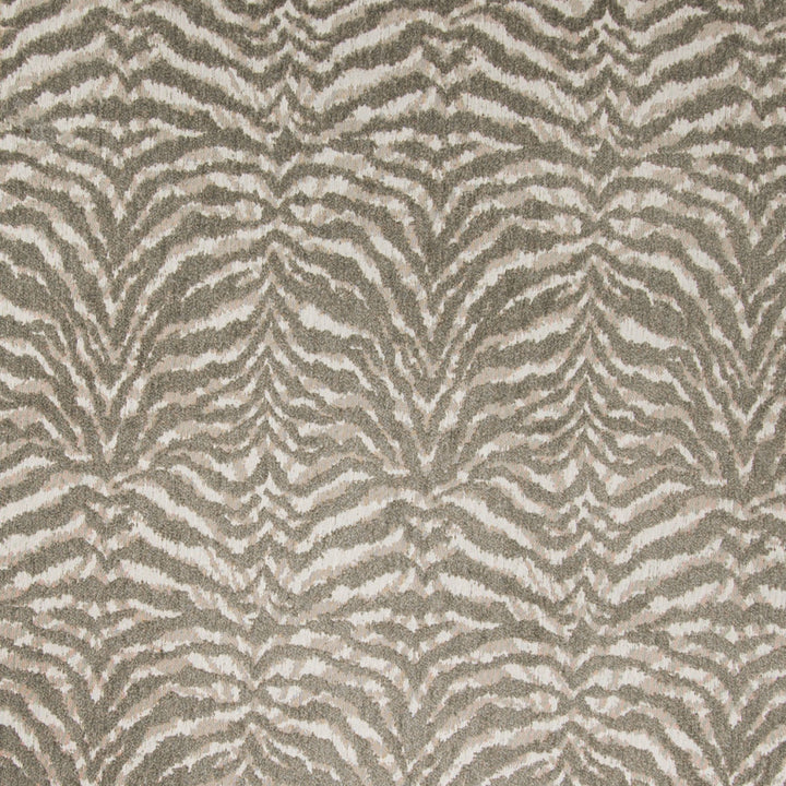 B4303 Beige by Greenhouse Fabric 78% Polyester, 22% Cotton China 50,000 </p><p>Repeat: 14" H, 18.5" V 56" - Fabric Carolina -