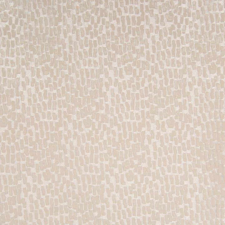 B8014 Alabaster by Greenhouse Fabric 100% Polyester India 25,000 double rubs </p><p>Repeat: No Definite Repeat 55" - Fabric Carolina -