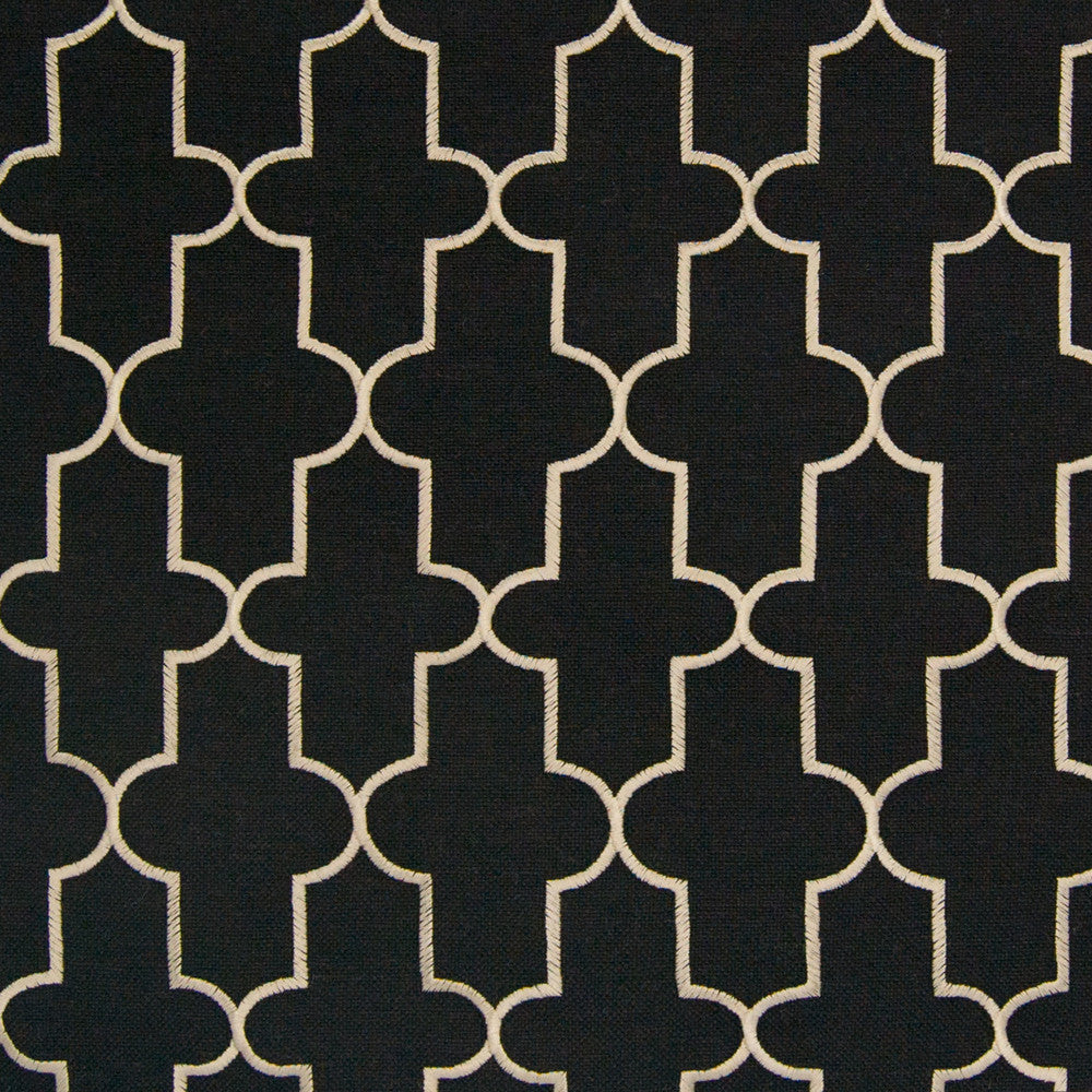B8210 Onyx by Greenhouse Fabric 38% Viscose, 31% Polyester, 31% Linen With 100% Rayon Embroidery China 6,000 double rubs </p><p>Repeat: 2.5" H, 3.9" V 53" - Fabric Carolina -