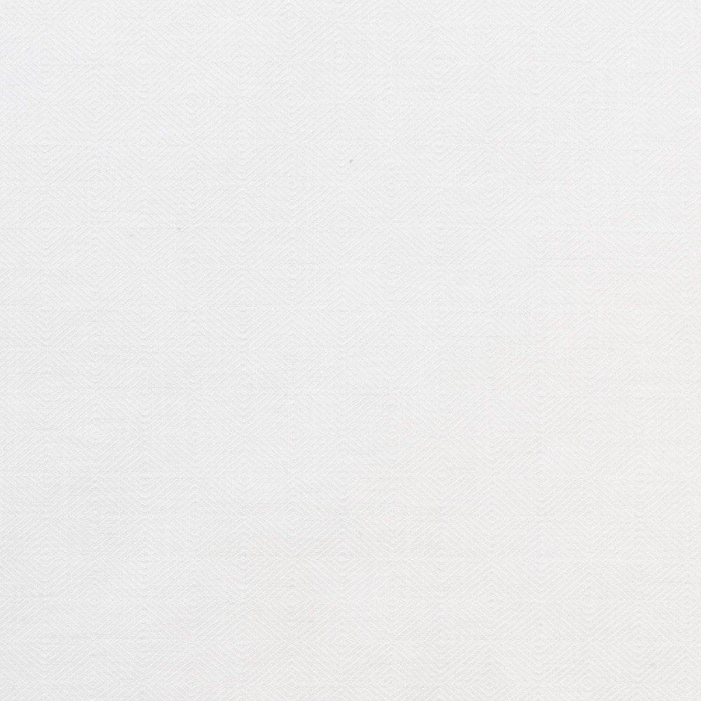 B9140 Swan by Greenhouse Fabric 64% Polyester, 36% Cotton India 30,000 double rubs </p><p>Repeat: 1.125" H, 1.375" V 54" - Fabric Carolina -