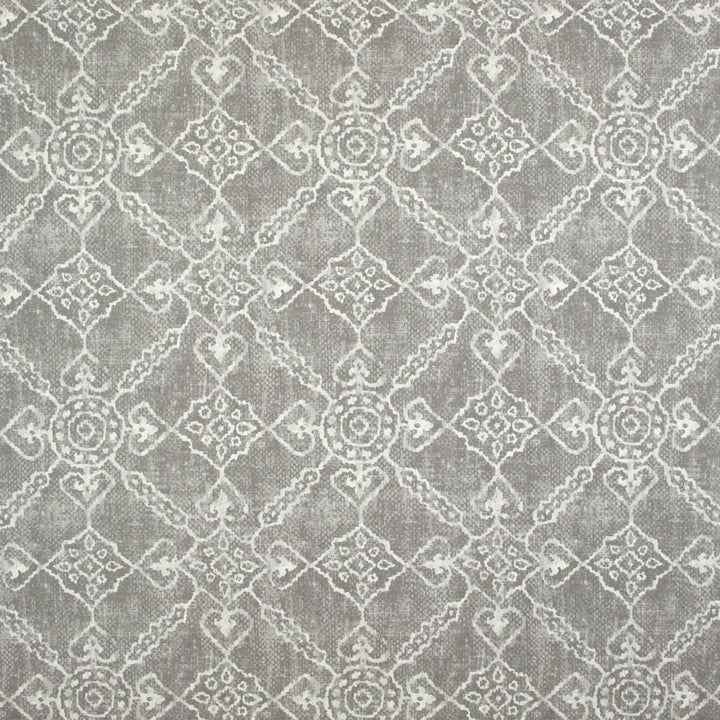 B9184 Silver by Greenhouse Fabric 100% Cotton USA 15,000 double rubs </p><p>Repeat: 13.5" H, 13.5" V 54" - Fabric Carolina -