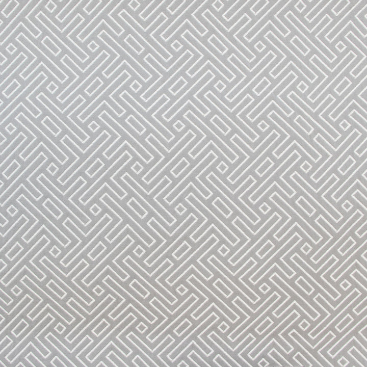B9445 Sterling by Greenhouse Fabric 72% Cotton, 28% Polyester China 50,000 double rubs </p><p>Repeat: 3.67" H, 3.67" V 54" - Fabric Carolina -
