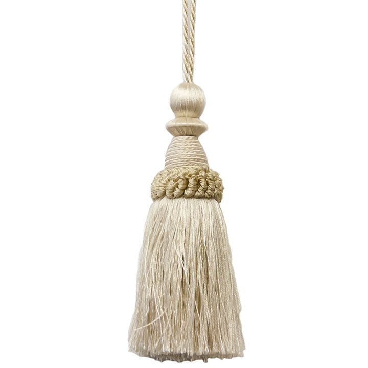 Battersea 31 Ivory by Stout Trim Stout Trim Battersea 31 IvoryTrim ART OF DESIGN TRIM-2 TASSEL FRINGE 100%SVI CHINA </p><p>Repeat: H: 0.000, V: 0.000 5.5 in - Fabric Carolina -