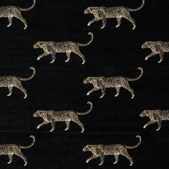 Beware 2 Black by Marcus William Fabric PS/MARCUS WILLIAM SERENGETI 50%SVI 50%POL TURKEY CATB 117-2013 MARTINDALE WEAR TEST (15 000 CIRCULAR RUBS) Horizontal: 14.000 and Vertical: 9.000 54 in - Fabric Carolina -